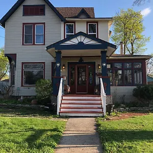 Bed & Breakfast Blue Gables, Niagarawatervallen