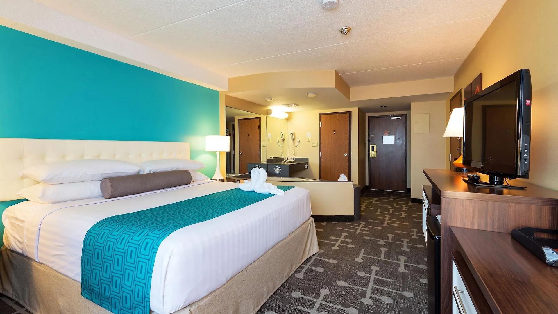 Howard Johnson Plaza By Wyndham By The Falls Niagara-Fälle
