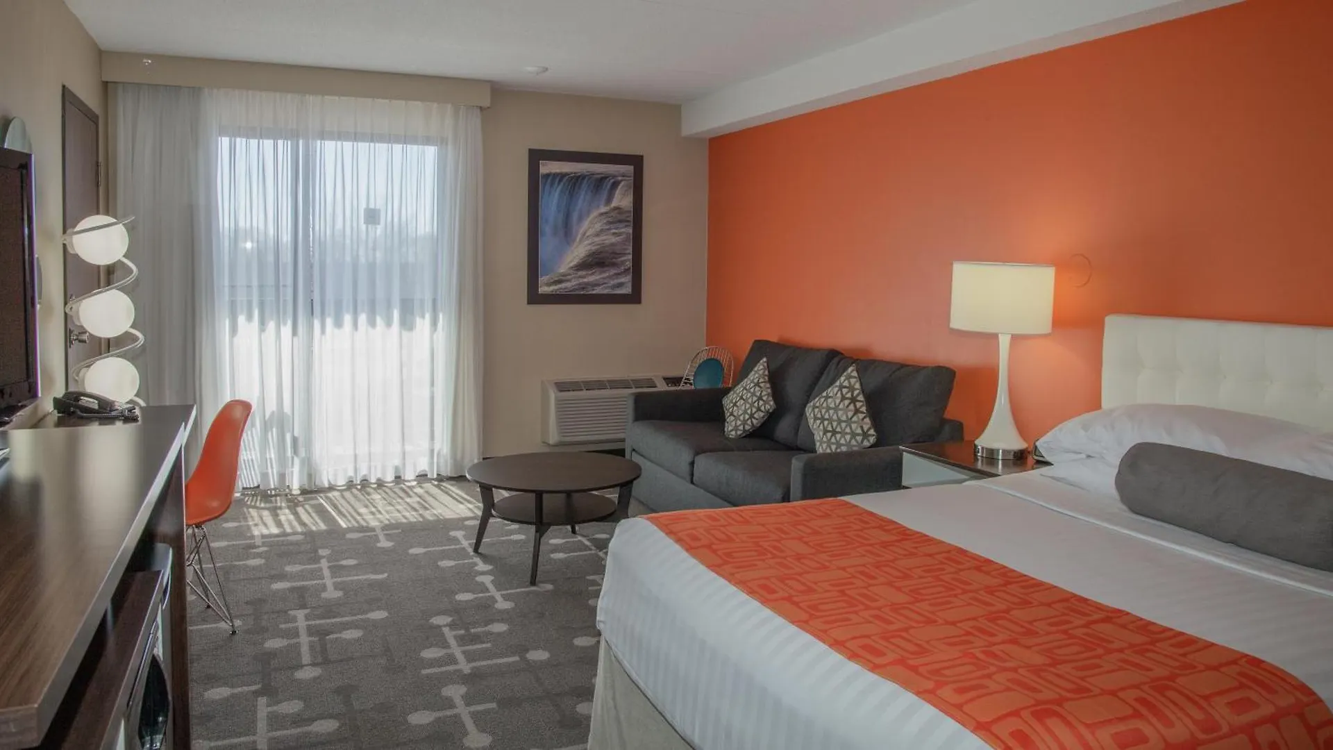 Hotel Howard Johnson Plaza By Wyndham By The Falls Niagara-Fälle