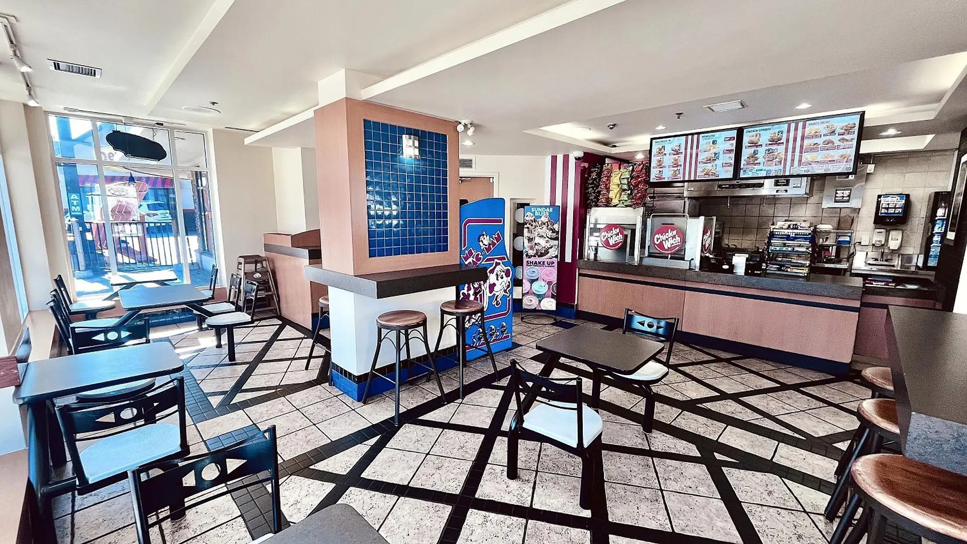 Howard Johnson Plaza By Wyndham By The Falls Niagara-Fälle Hotel