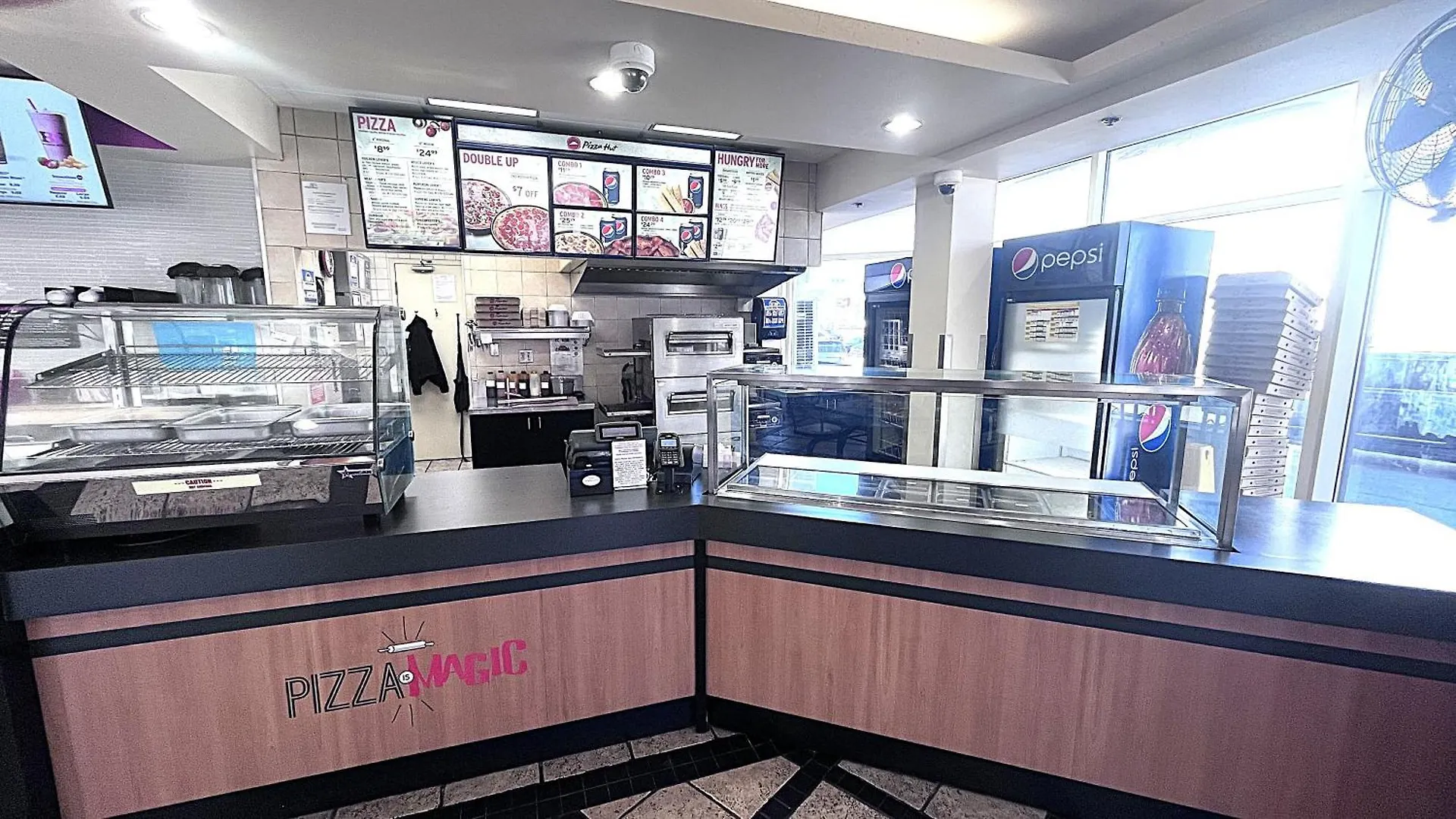 *** Hotel Howard Johnson Plaza By Wyndham By The Falls Niagara-Fälle Kanada