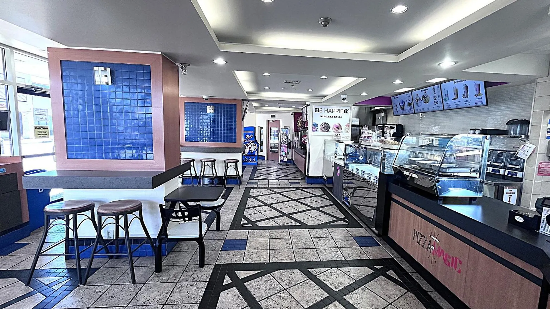 Hotel Howard Johnson Plaza By Wyndham By The Falls Niagara-Fälle
