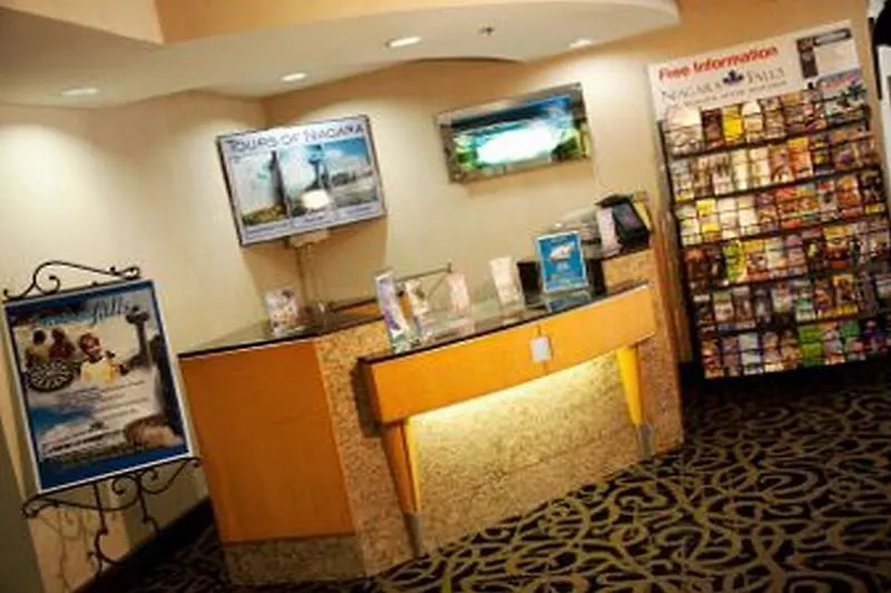 Howard Johnson Plaza By Wyndham By The Falls Niagara-Fälle 3*,  Kanada