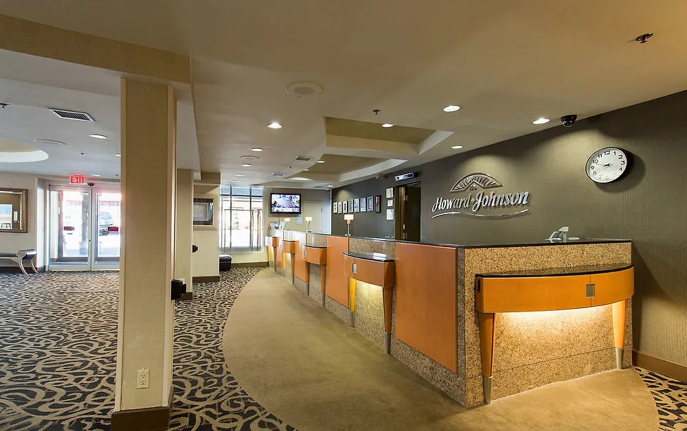 Howard Johnson Plaza By Wyndham By The Falls Niagara-Fälle Hotel